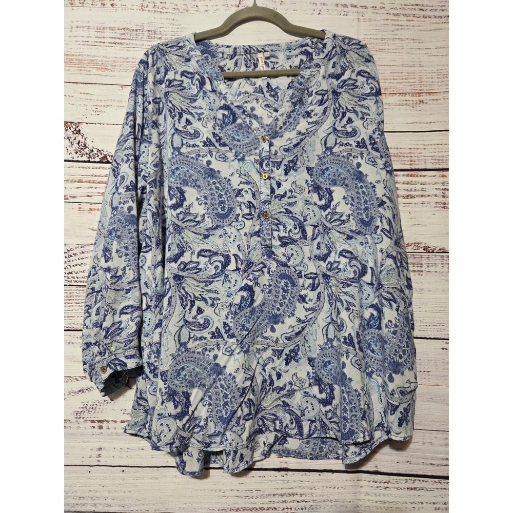 Grand & Greene Women 2X Blue White Paisley Rayon V-Neck Button Tunic Blouse
